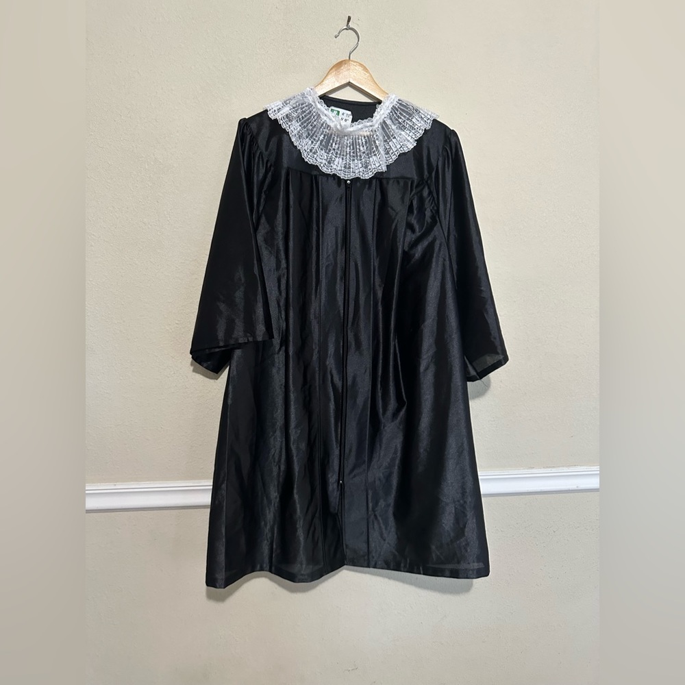 Ruth Bader Ginsburg costume